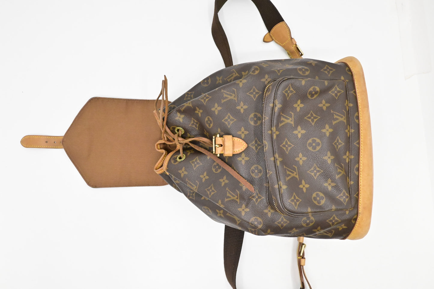 Louis Vuitton Montsouris GM in Monogram Canvas