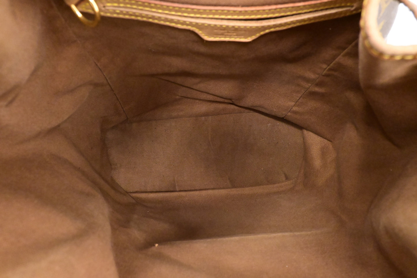 Louis Vuitton Montsouris GM in Monogram Canvas