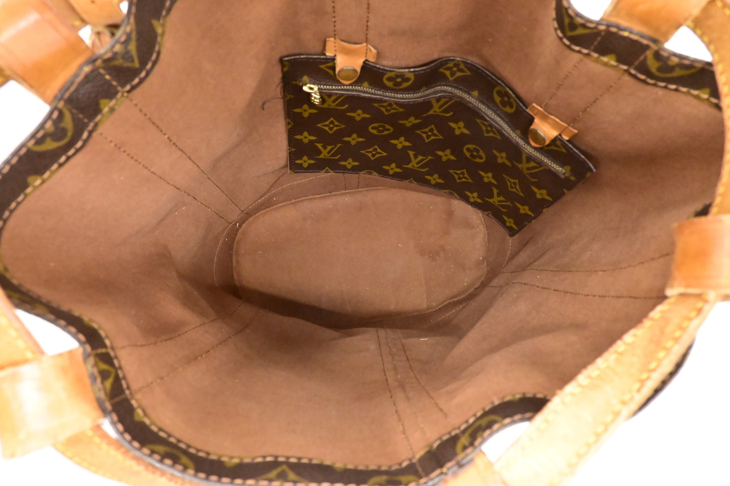 Louis Vuitton Randonnee GM in Monogram Canvas