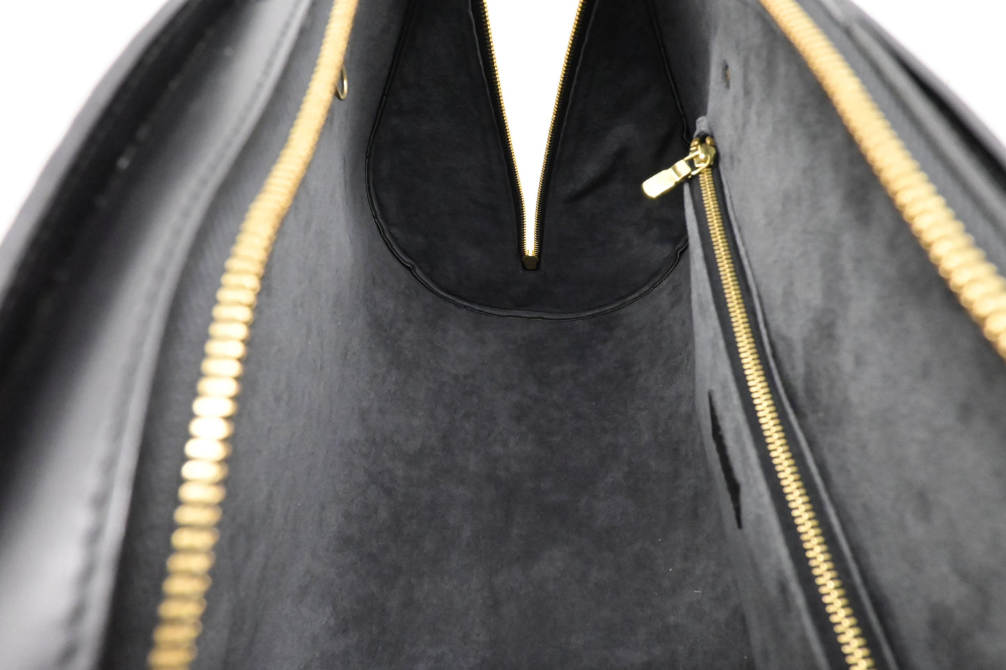 Louis Vuitton Solferino GM in Black Epi Leather