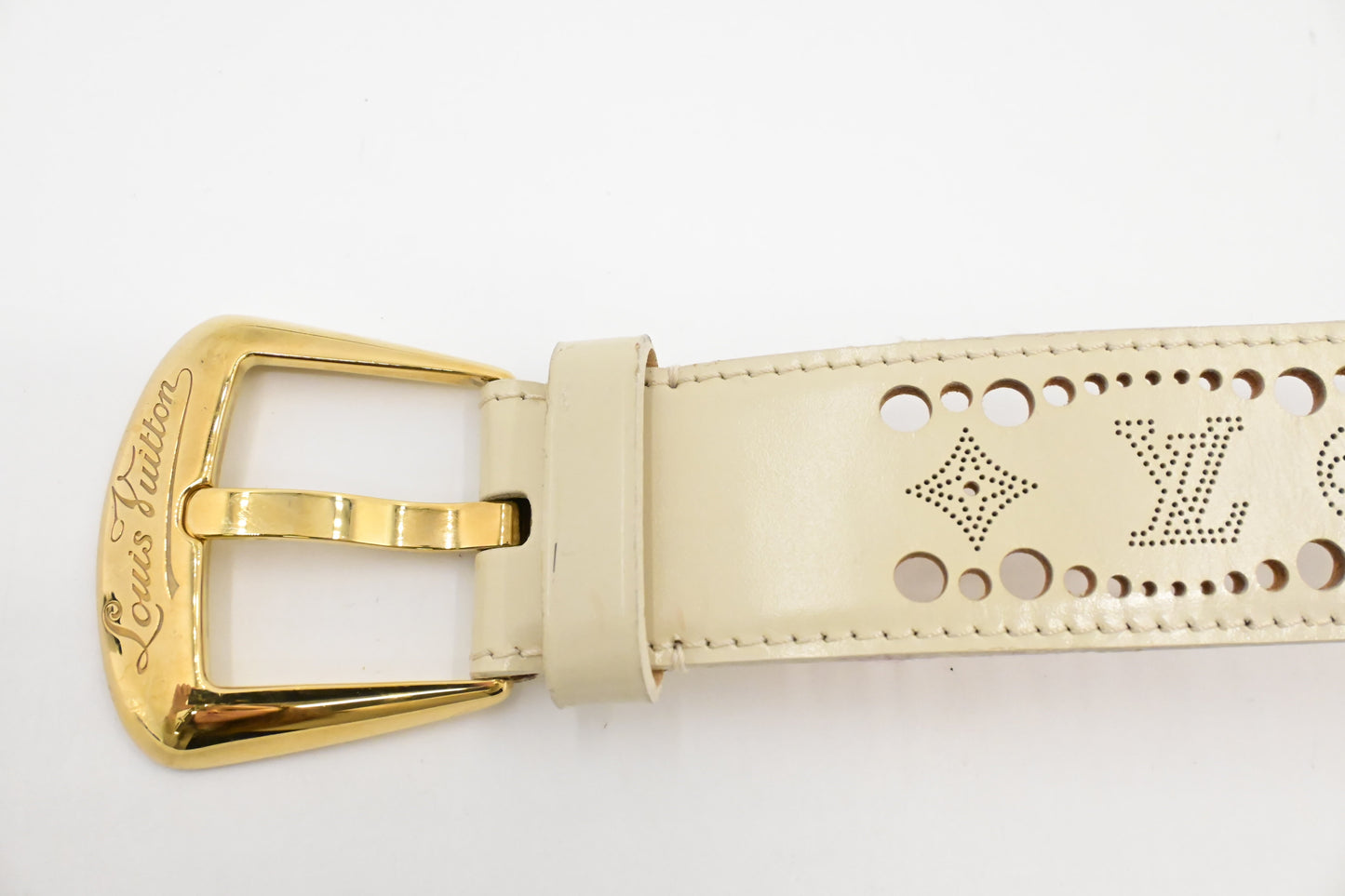 Louis Vuitton Phoenix Belt in Cream Mahina Leather