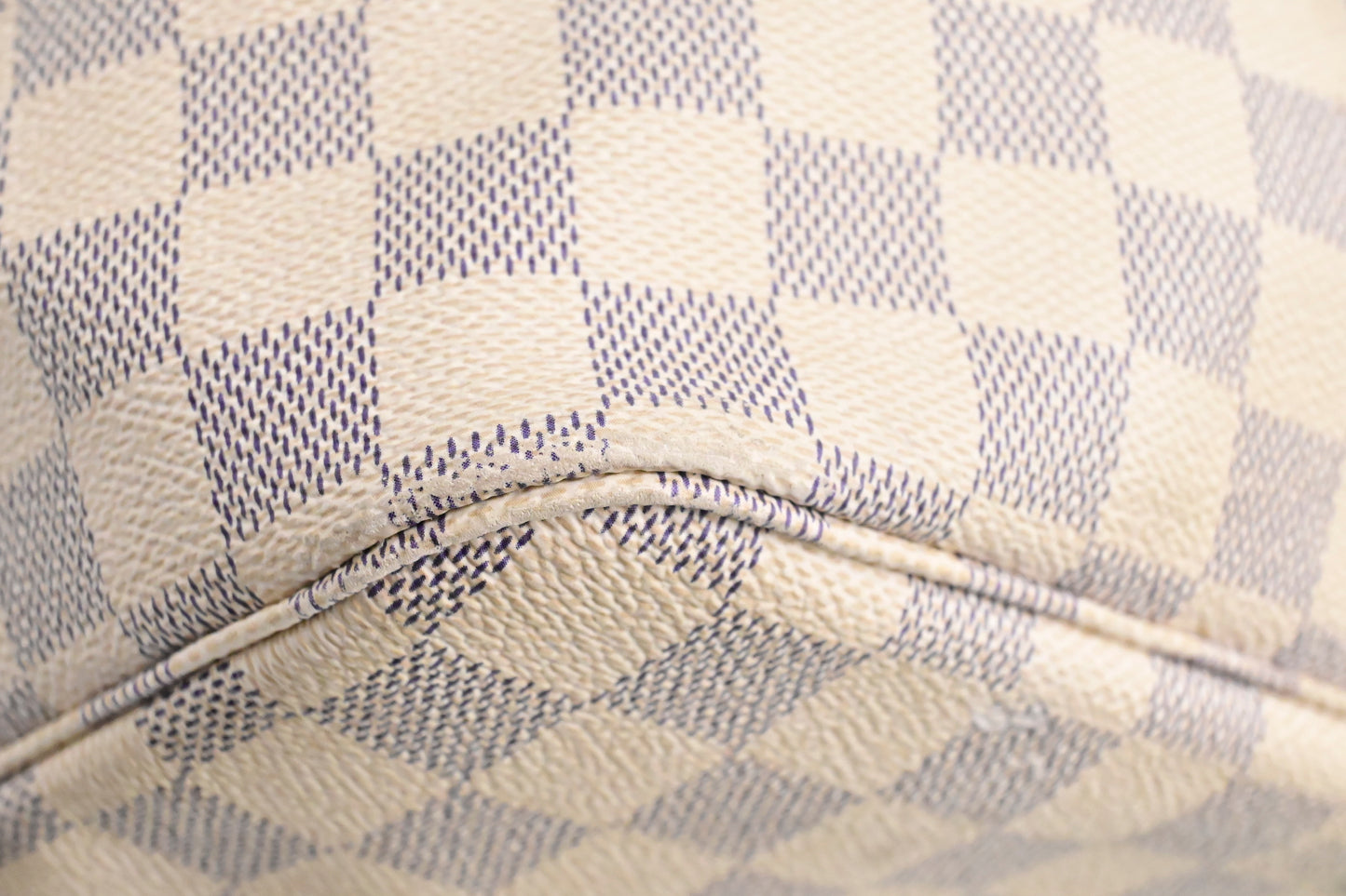 Louis Vuitton Neverfull GM in Damier Azur Canvas