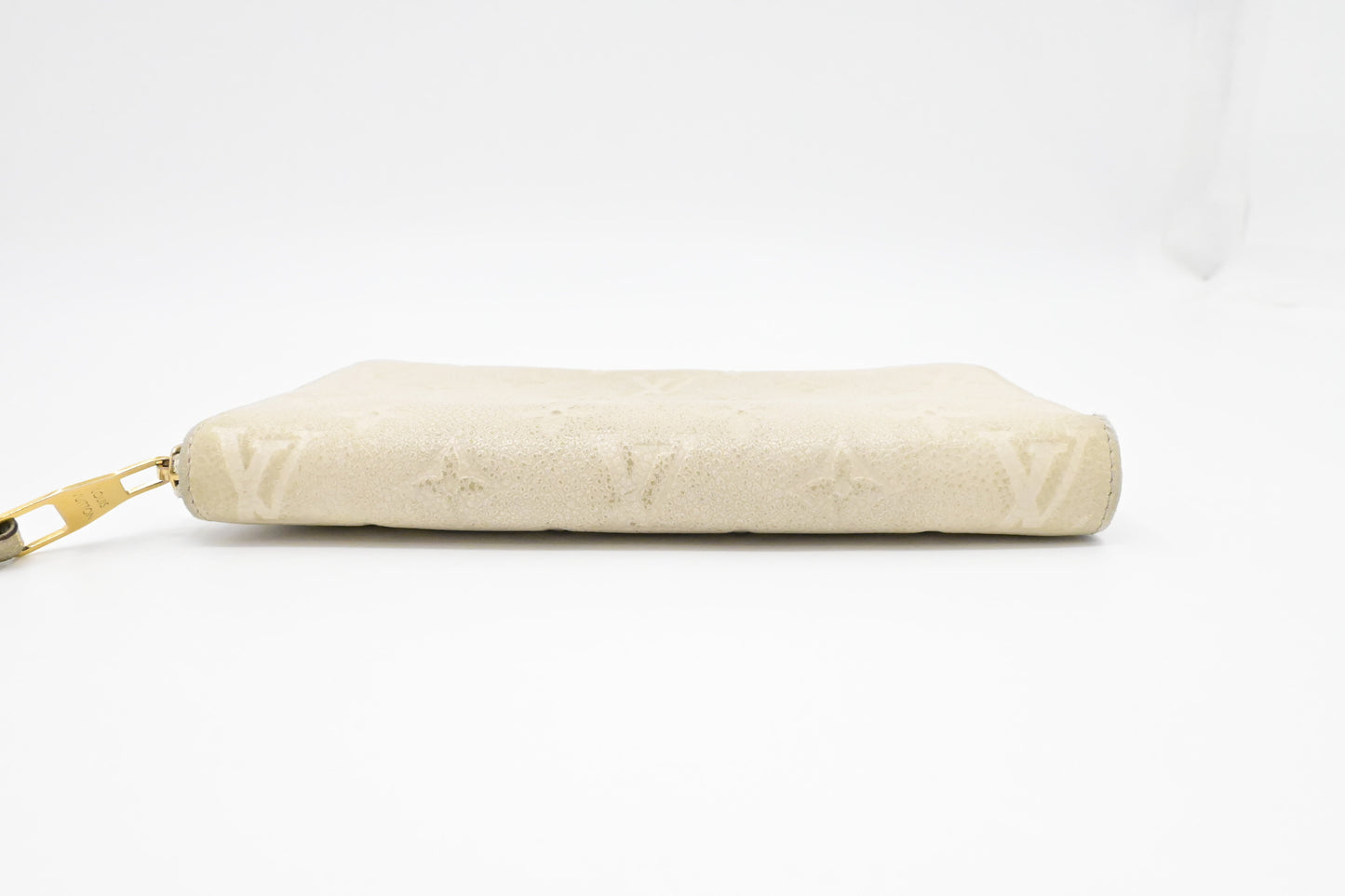 Louis Vuitton Long Zippy Wallet in White Empreinte Leather