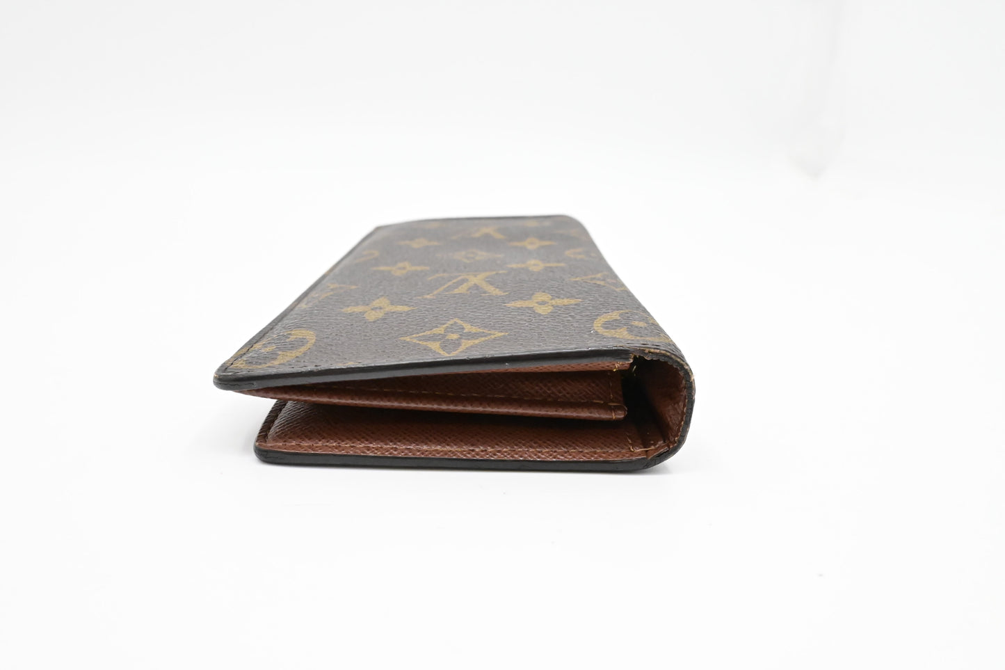 Louis Vuitton Brazza Wallet in Monogram Canvas