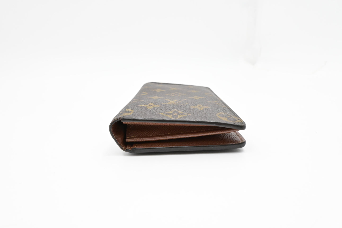Louis Vuitton Brazza Wallet in Monogram Canvas
