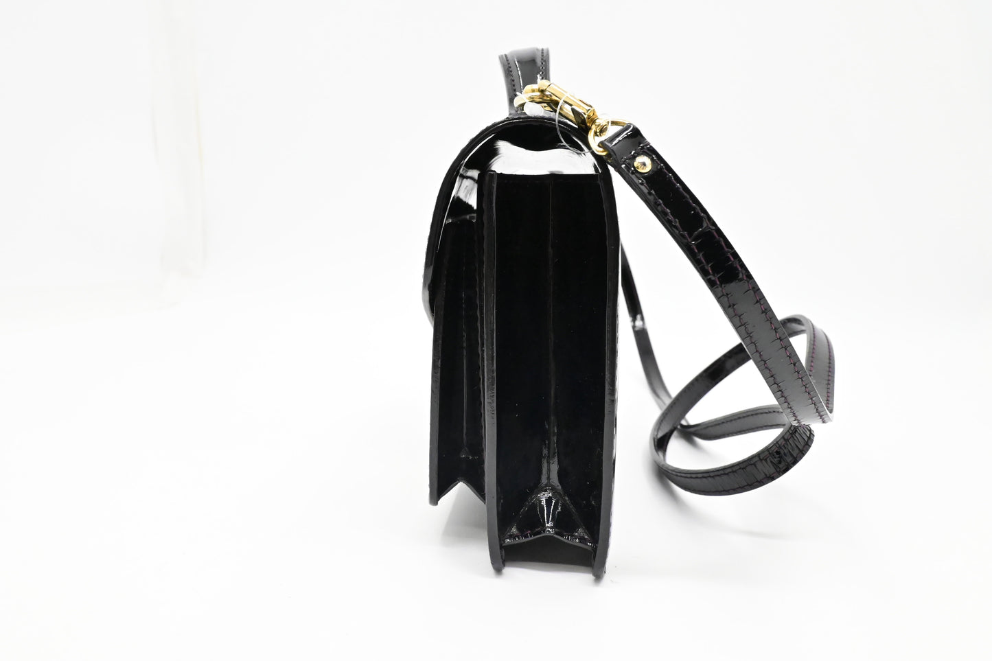 Louis Vuitton Monceau BB in Black Vernis Leather
