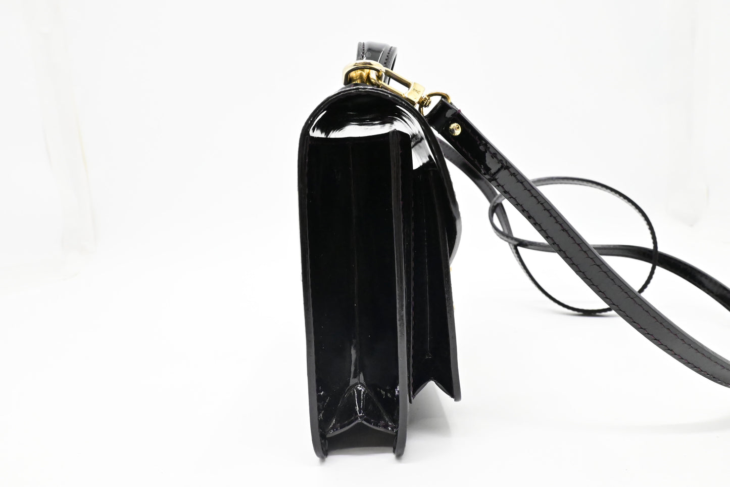 Louis Vuitton Monceau BB in Black Vernis Leather