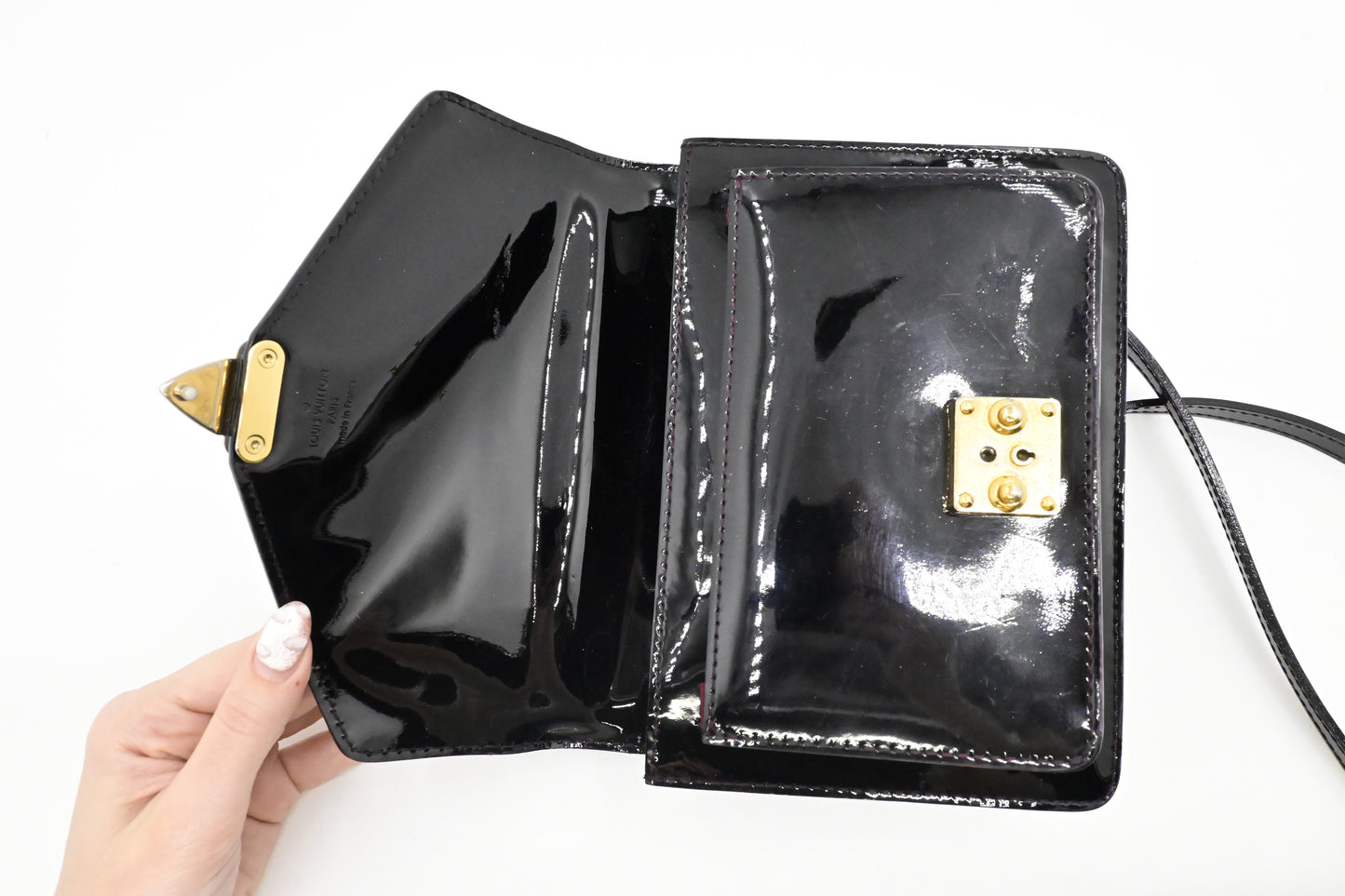 Louis Vuitton Monceau BB in Black Vernis Leather
