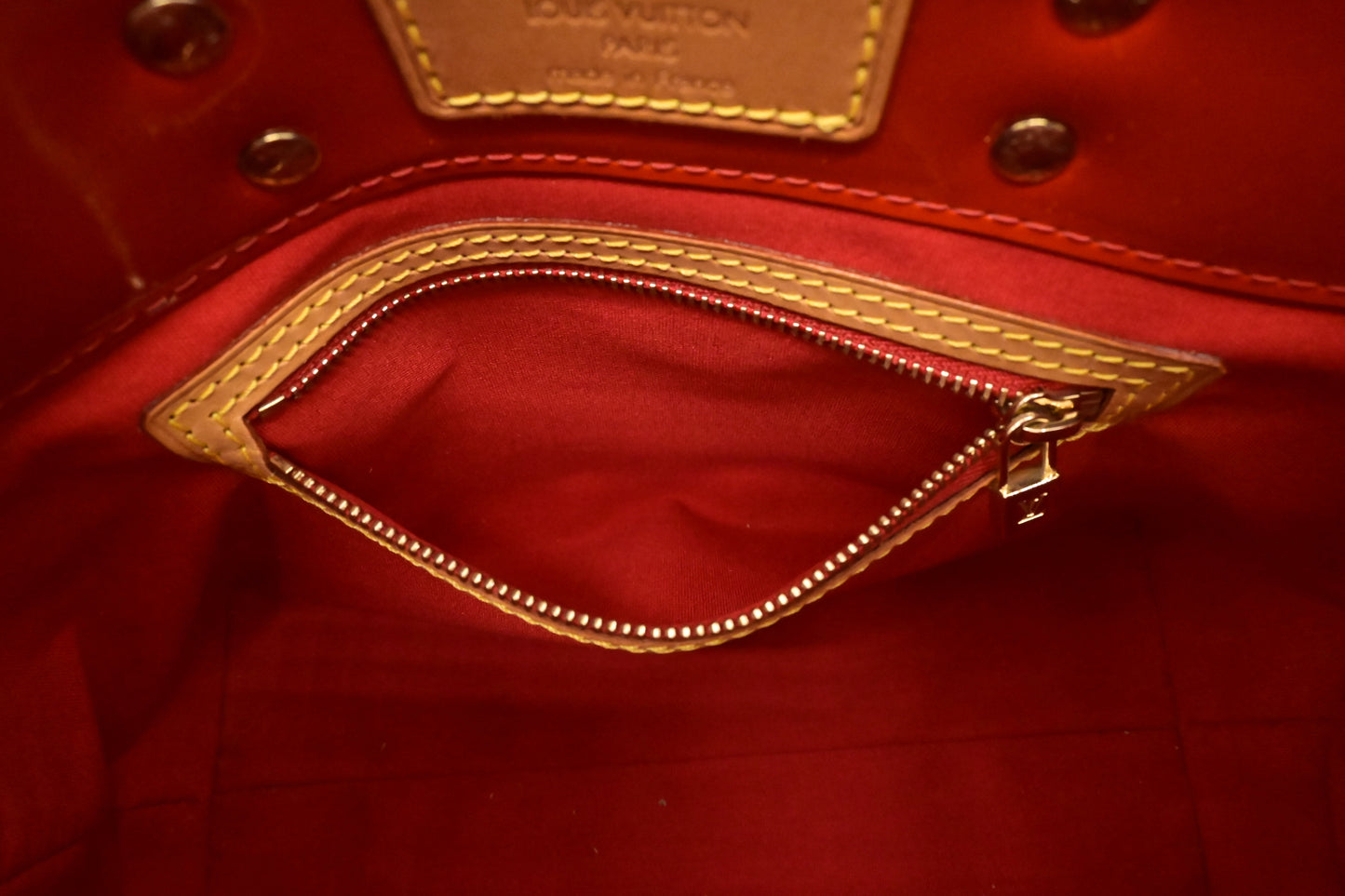 Louis Vuitton Reade PM in Rouge Grenadine Vernis Leather