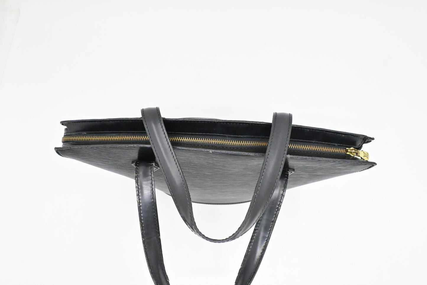 Louis Vuitton Saint Jacques in Black Epi Leather