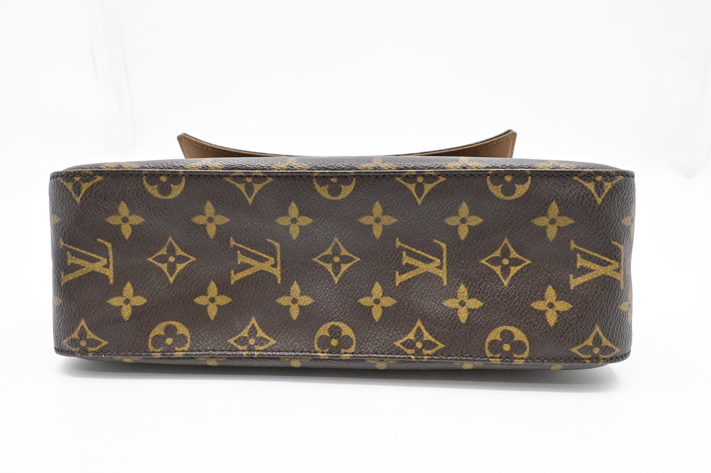 Louis Vuitton Looping PM in Monogram Canvas