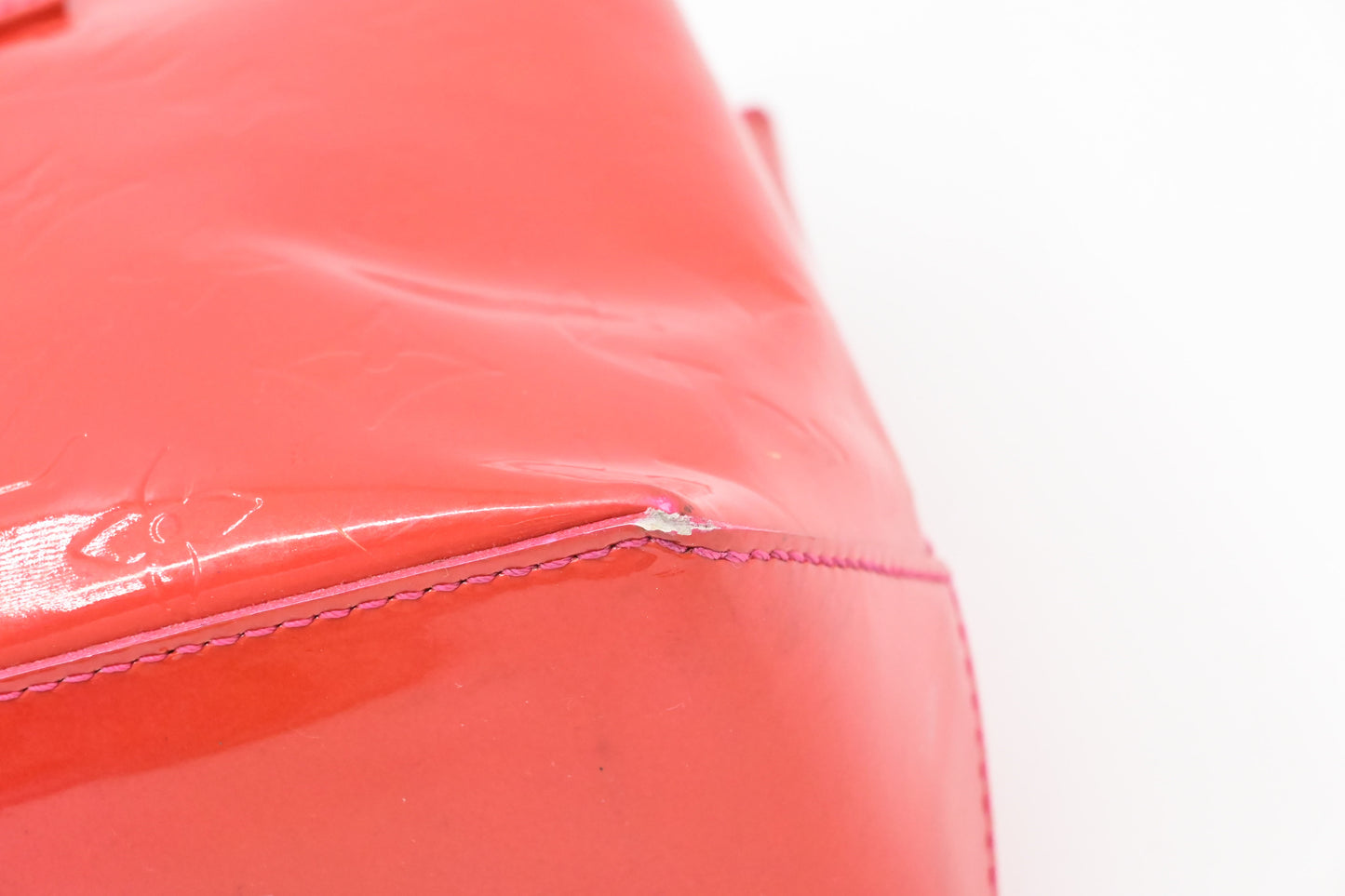 Louis Vuitton Wilshire PM in Rouge Grenadine Vernis Leather