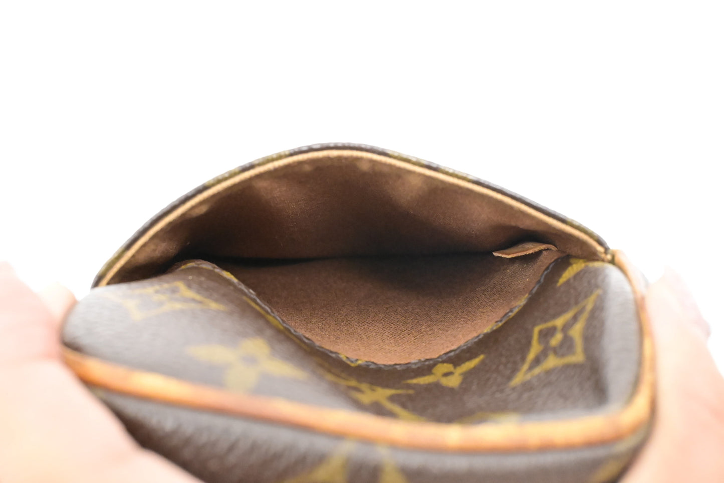 Louis Vuitton Pochette Gange in Monogram Canvas