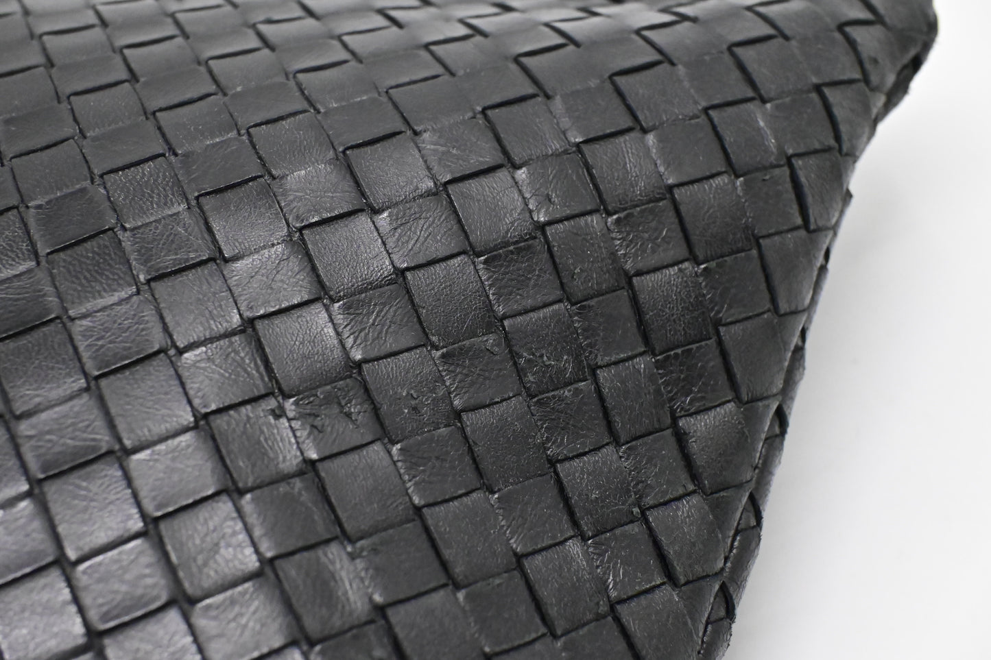 Bottega Veneta Pouch in Black Intrecciato Leather