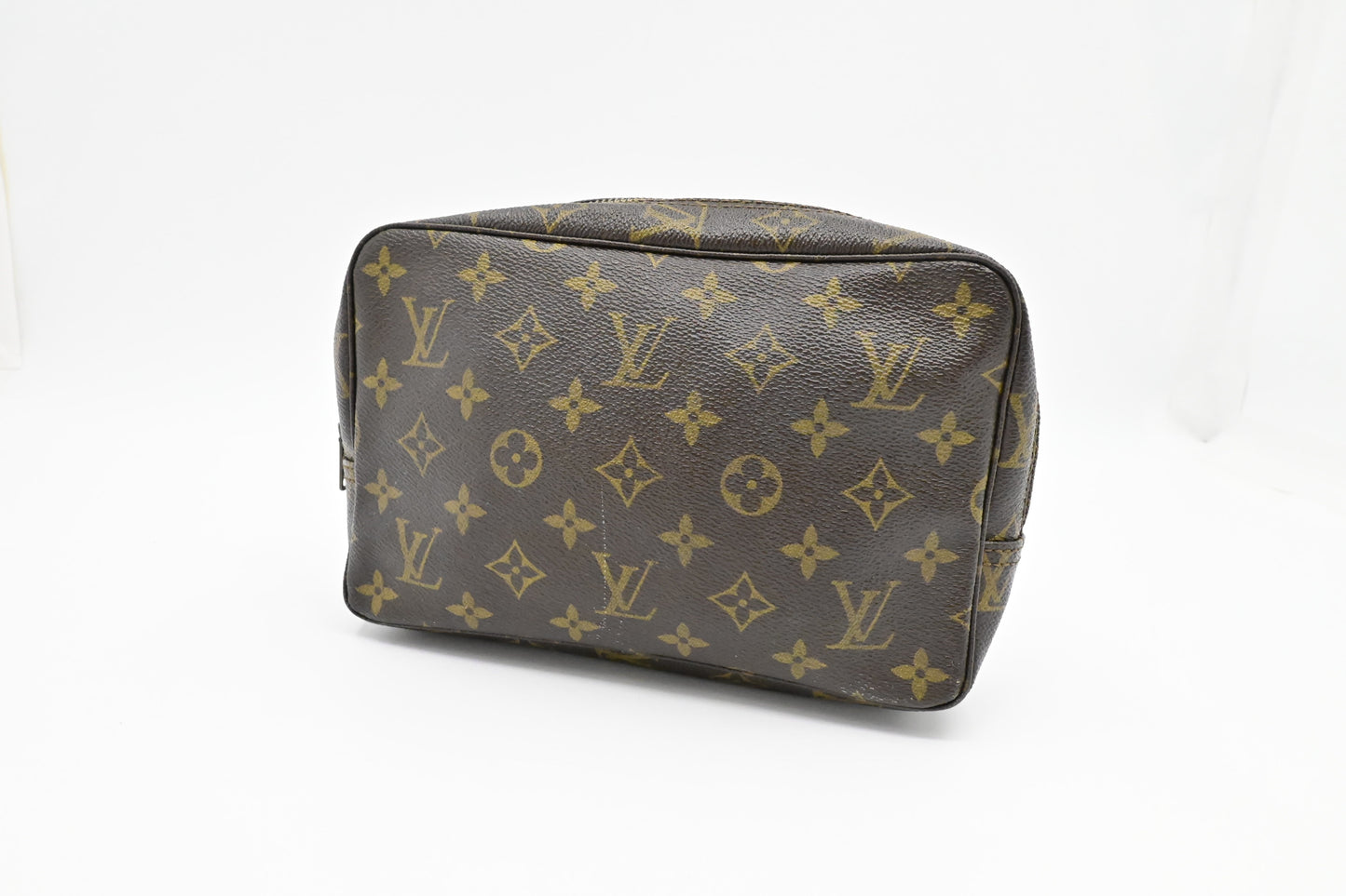Louis Vuitton Trousse 23 in Monogram Canvas