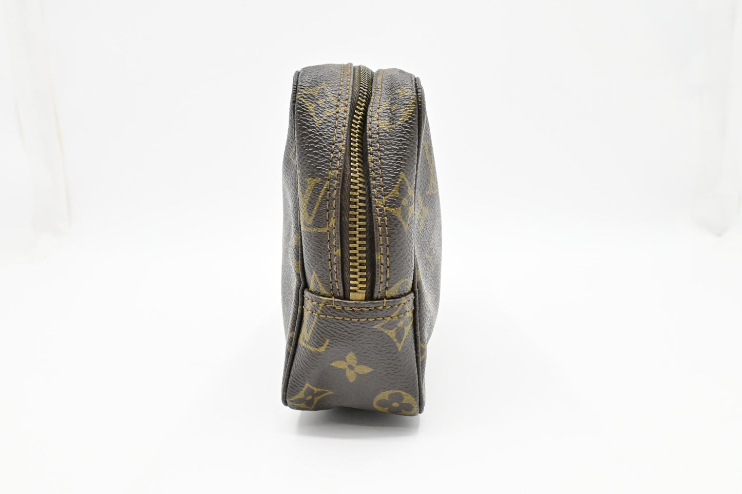 Louis Vuitton Trousse 23 in Monogram Canvas
