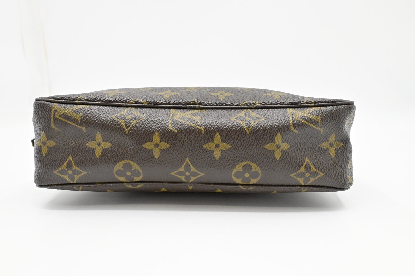 Louis Vuitton Trousse 23 in Monogram Canvas