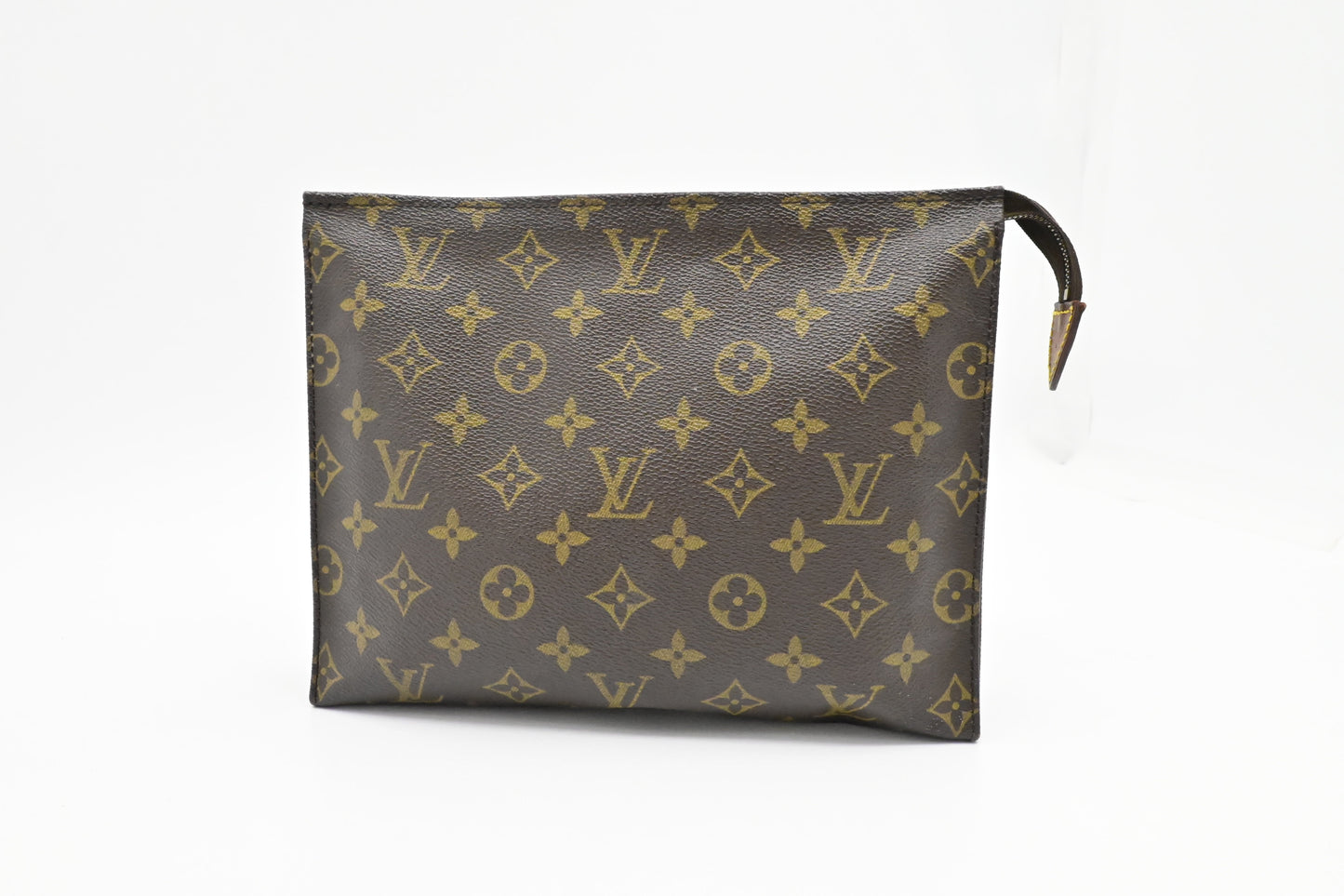Louis Vuitton Toiletry 26 in Monogram Canvas