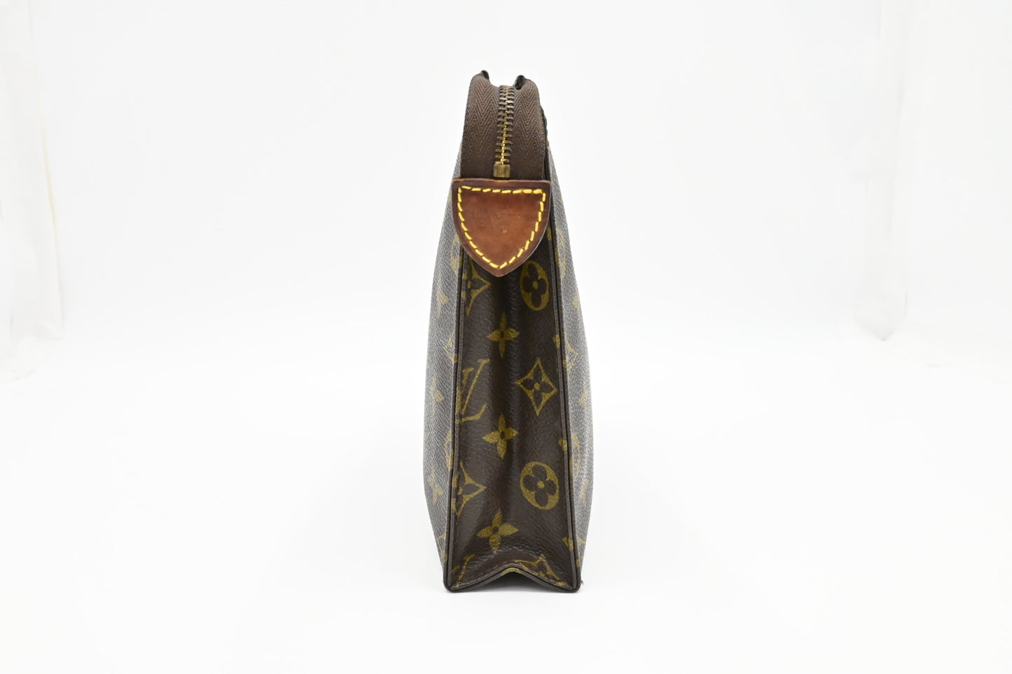 Louis Vuitton Toiletry 26 in Monogram Canvas