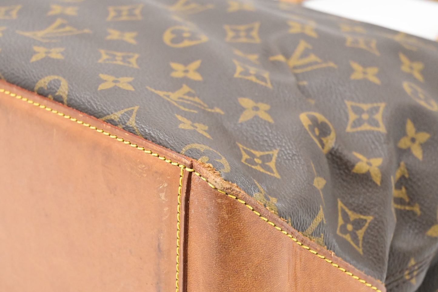 Louis Vuitton Cabas Mezzo in Monogram Canvas