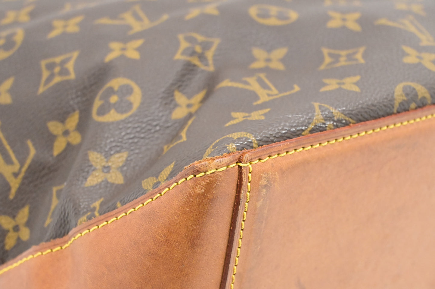 Louis Vuitton Cabas Mezzo in Monogram Canvas