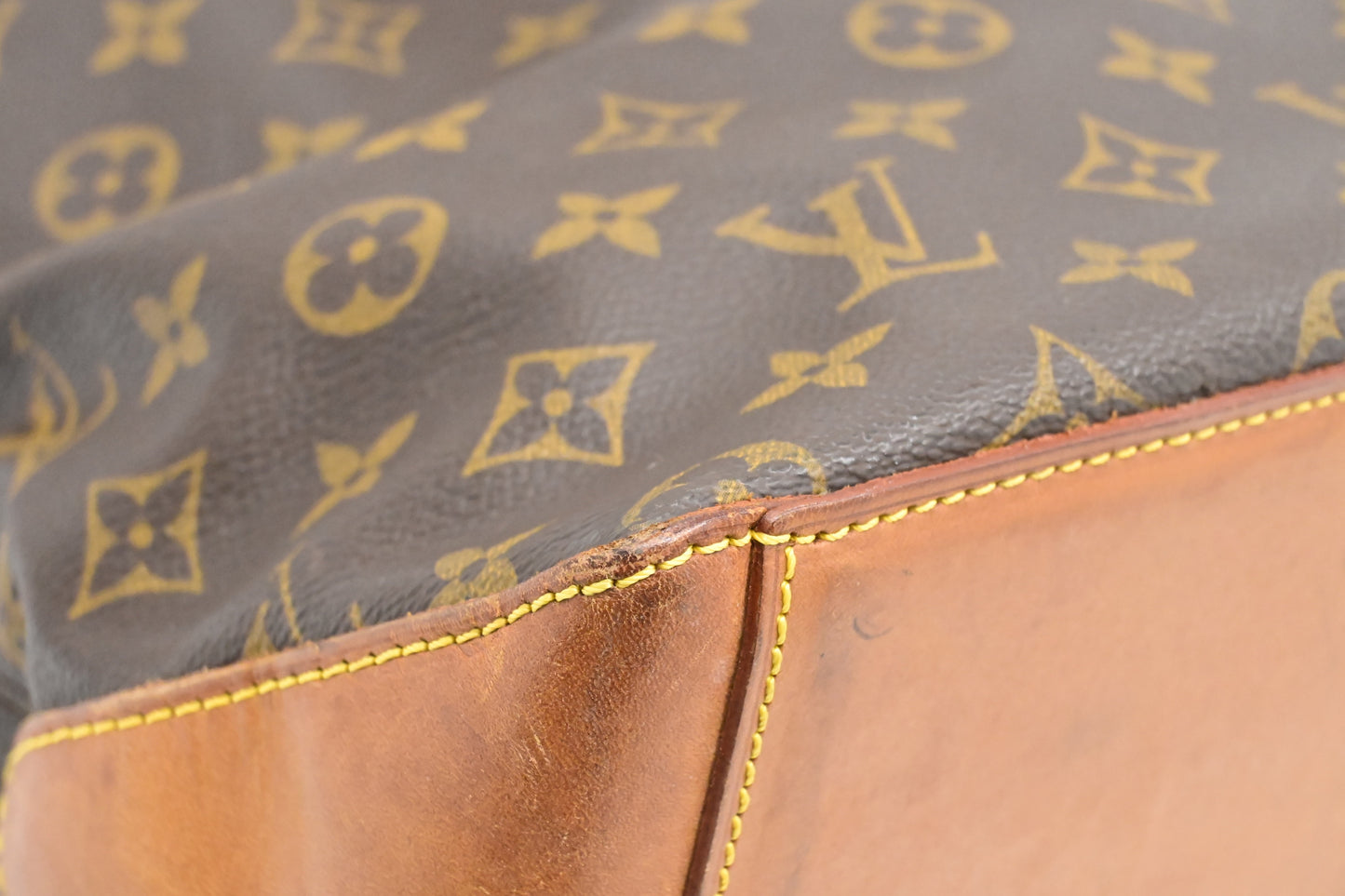 Louis Vuitton Cabas Mezzo in Monogram Canvas