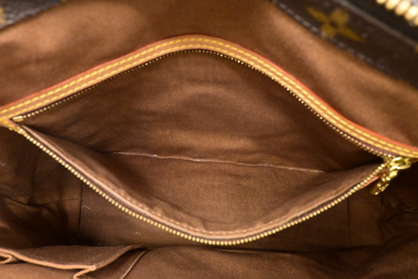 Louis Vuitton Cabas Mezzo in Monogram Canvas
