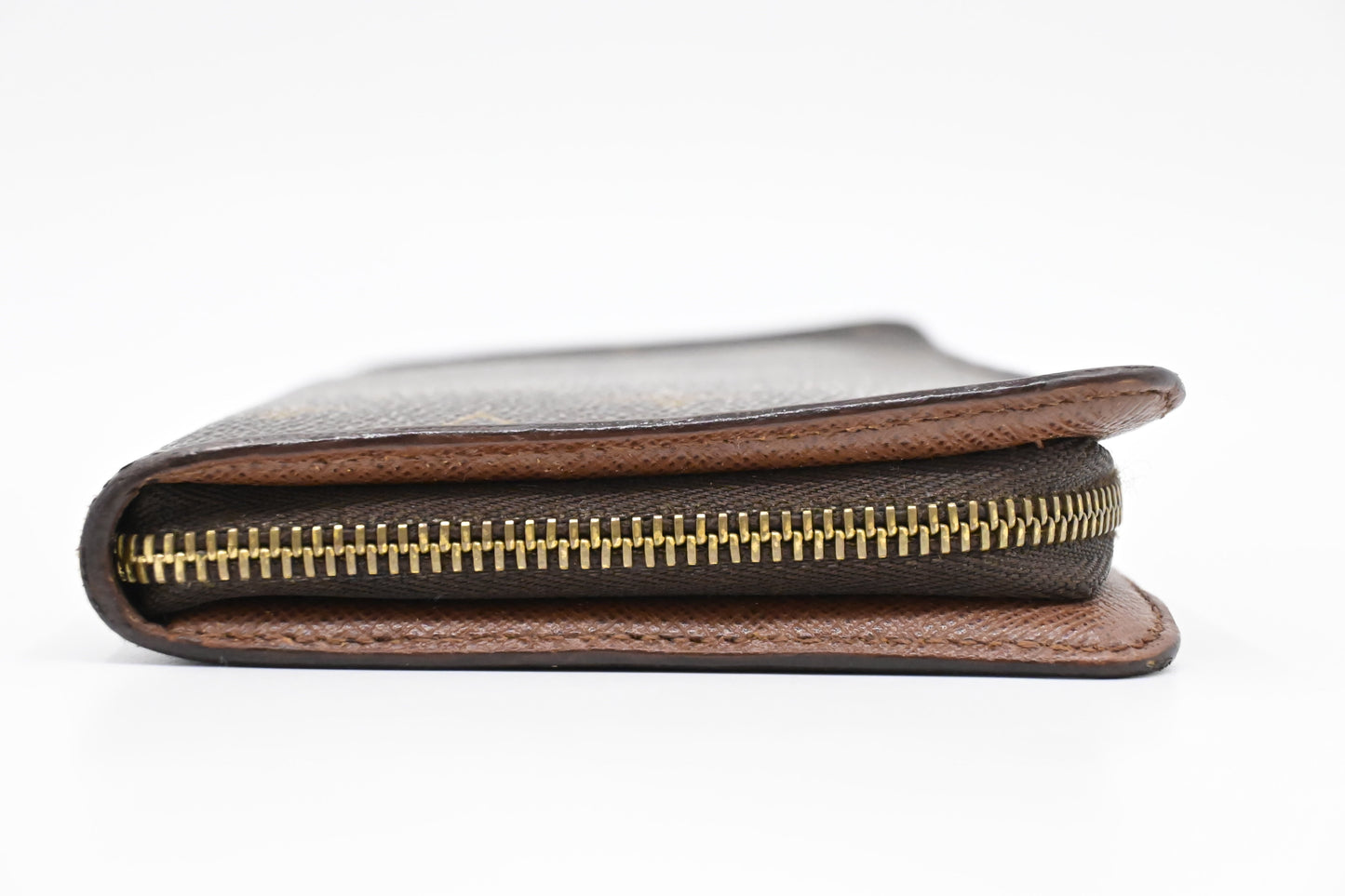 Louis Vuitton Zippy Wallet in Monogram Canvas