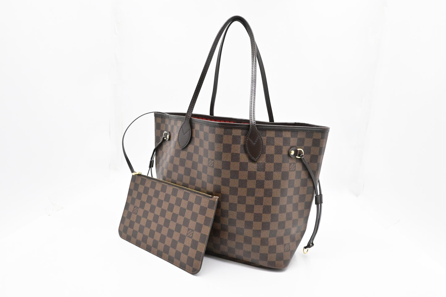 Louis Vuitton Neverfull MM in Damier Ebene Canvas