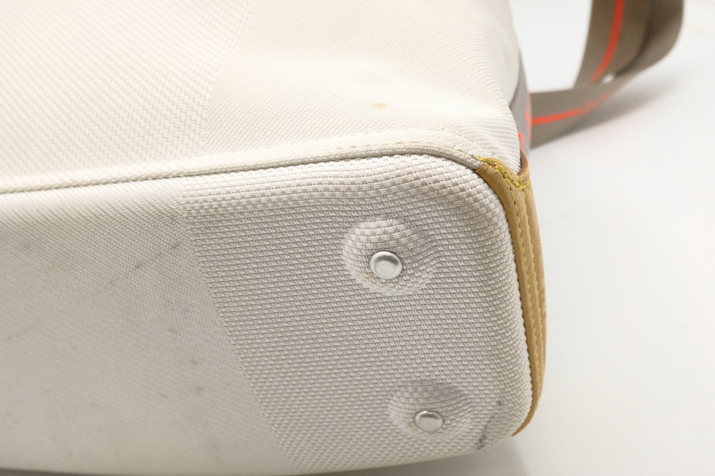 Louis Vuitton America's Cup Volunteer Shoulder Bag in White Damier Geant Canvas