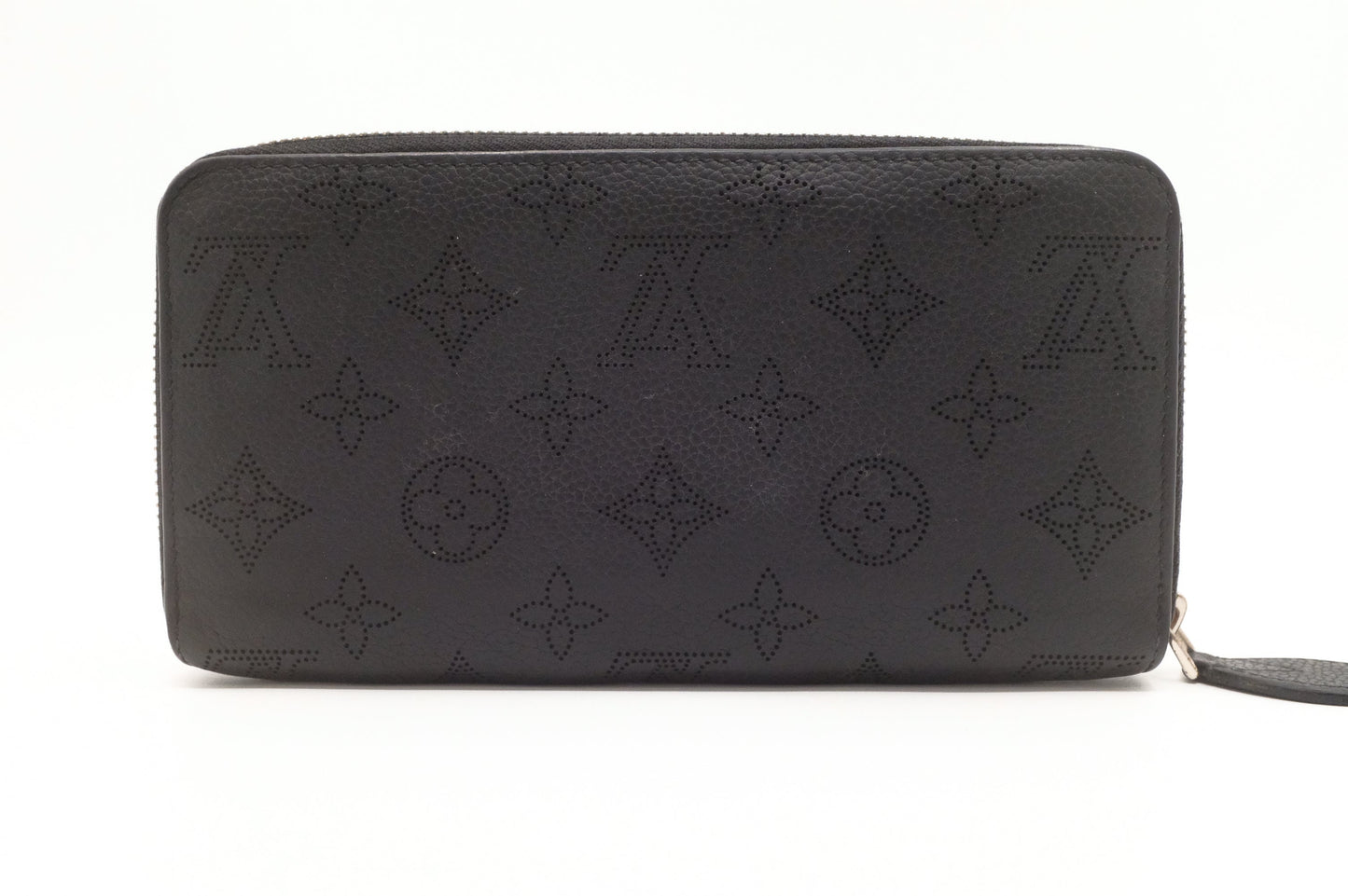 Louis Vuitton Zippy Wallet in Black Mahina Leather
