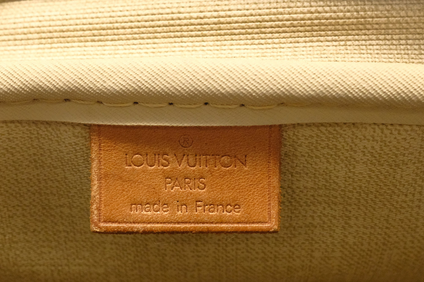 Louis Vuitton Deauville in Monogram Canvas