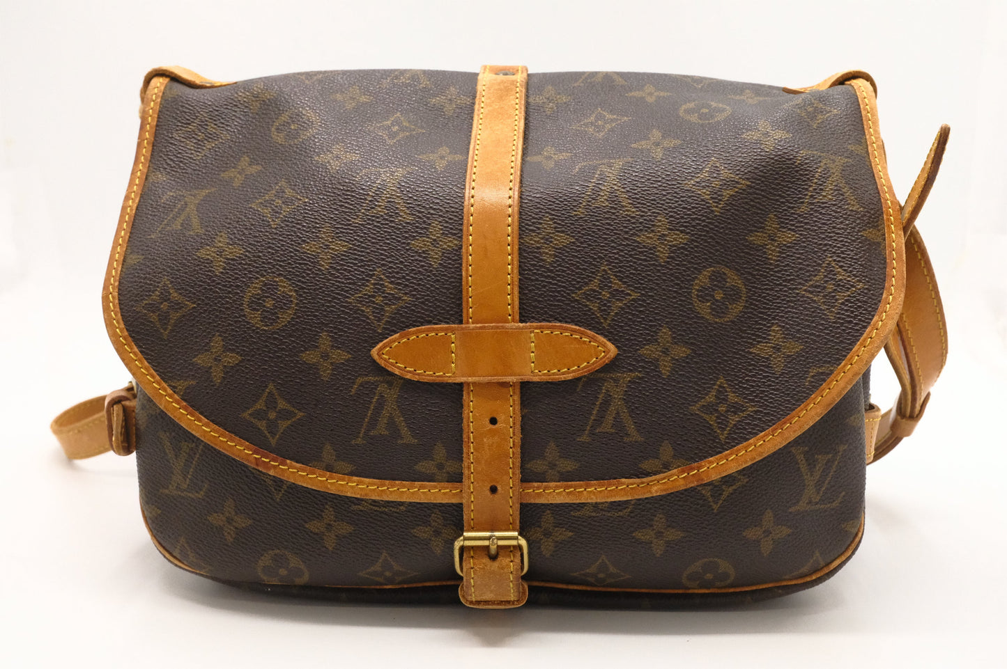 Louis Vuitton Saumur 30 in Monogram Canvas