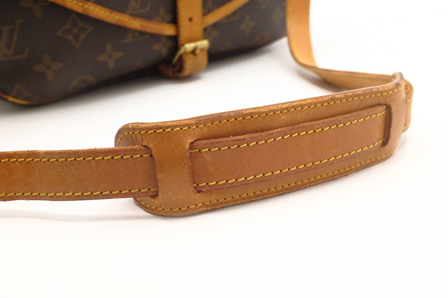 Louis Vuitton Saumur 30 in Monogram Canvas