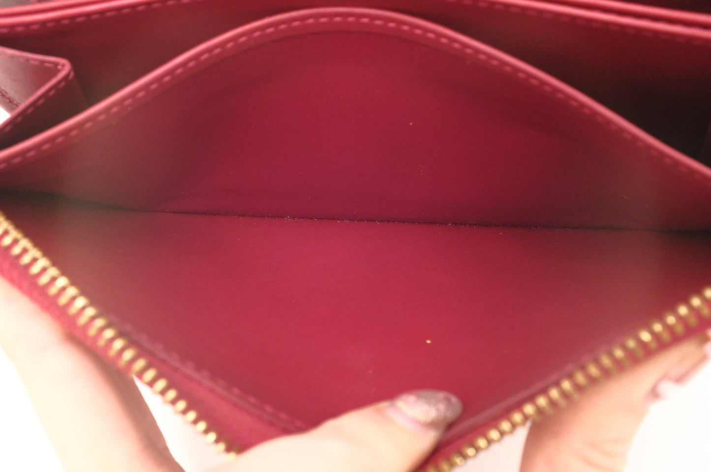 Louis Vuitton Zippy Long Wallet in Red Vernis Leather