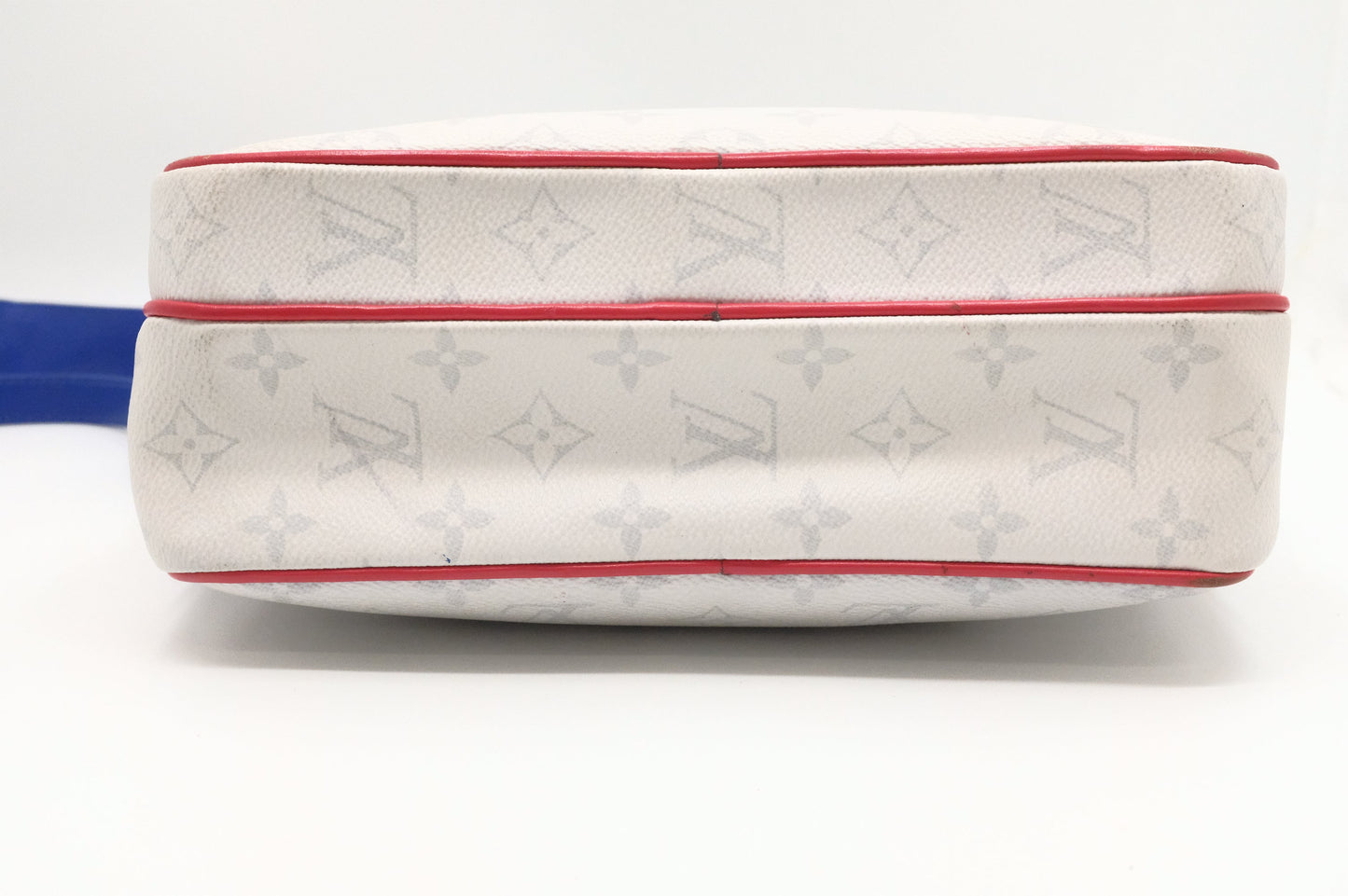 Louis Vuitton x NBA Nil Messenger Bag in Antarctica Monogram Canvas