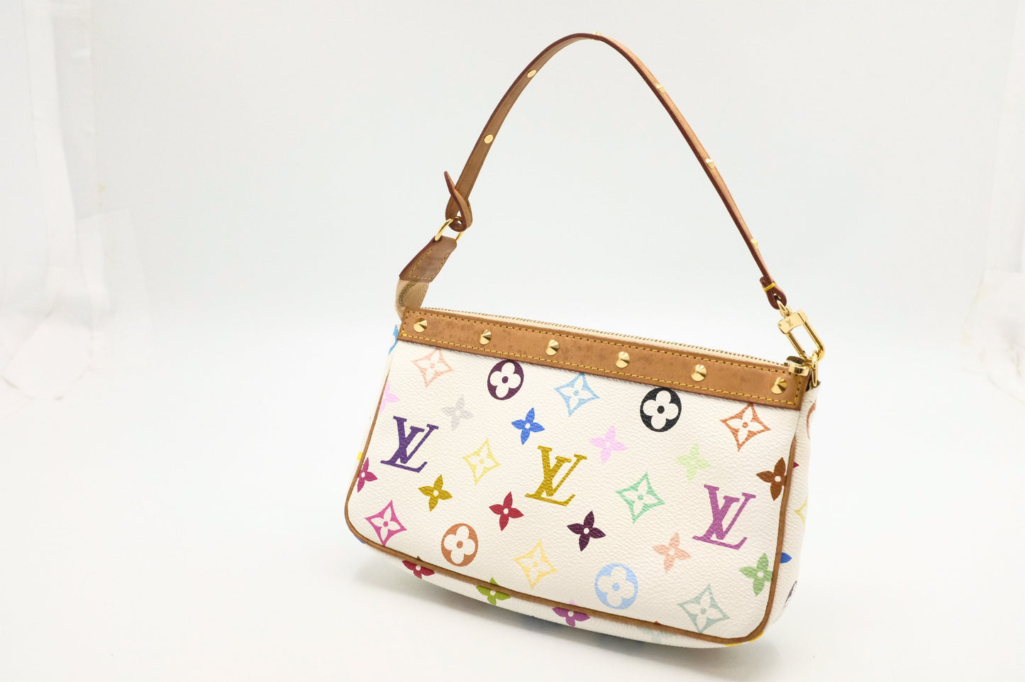 Louis Vuitton Pochette Accessoires in White Multicolor Monogram Canvas