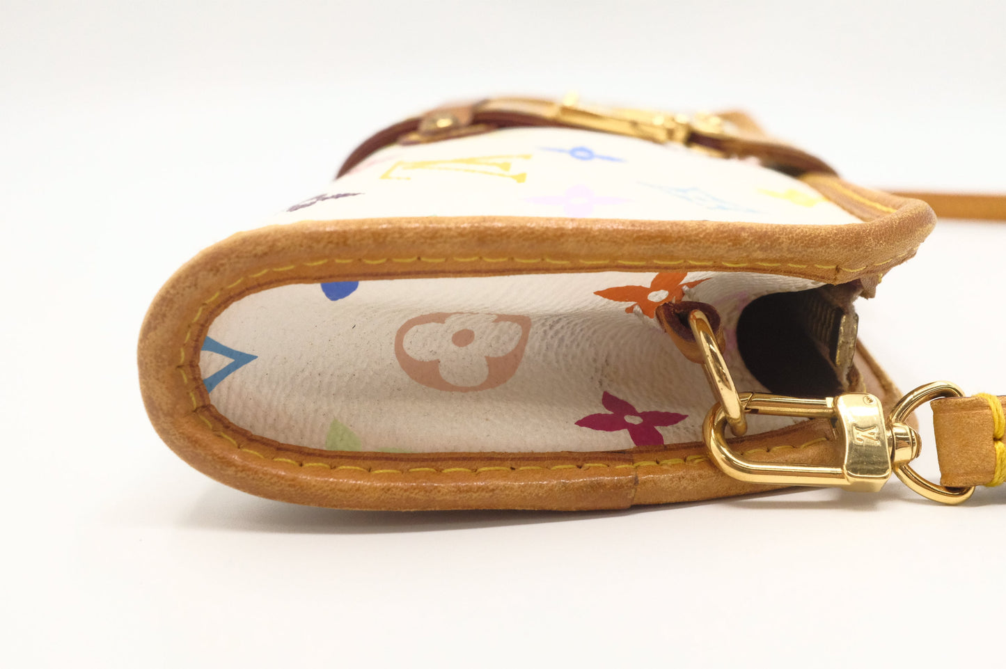 Louis Vuitton Shirley in White Multicolor Canvas