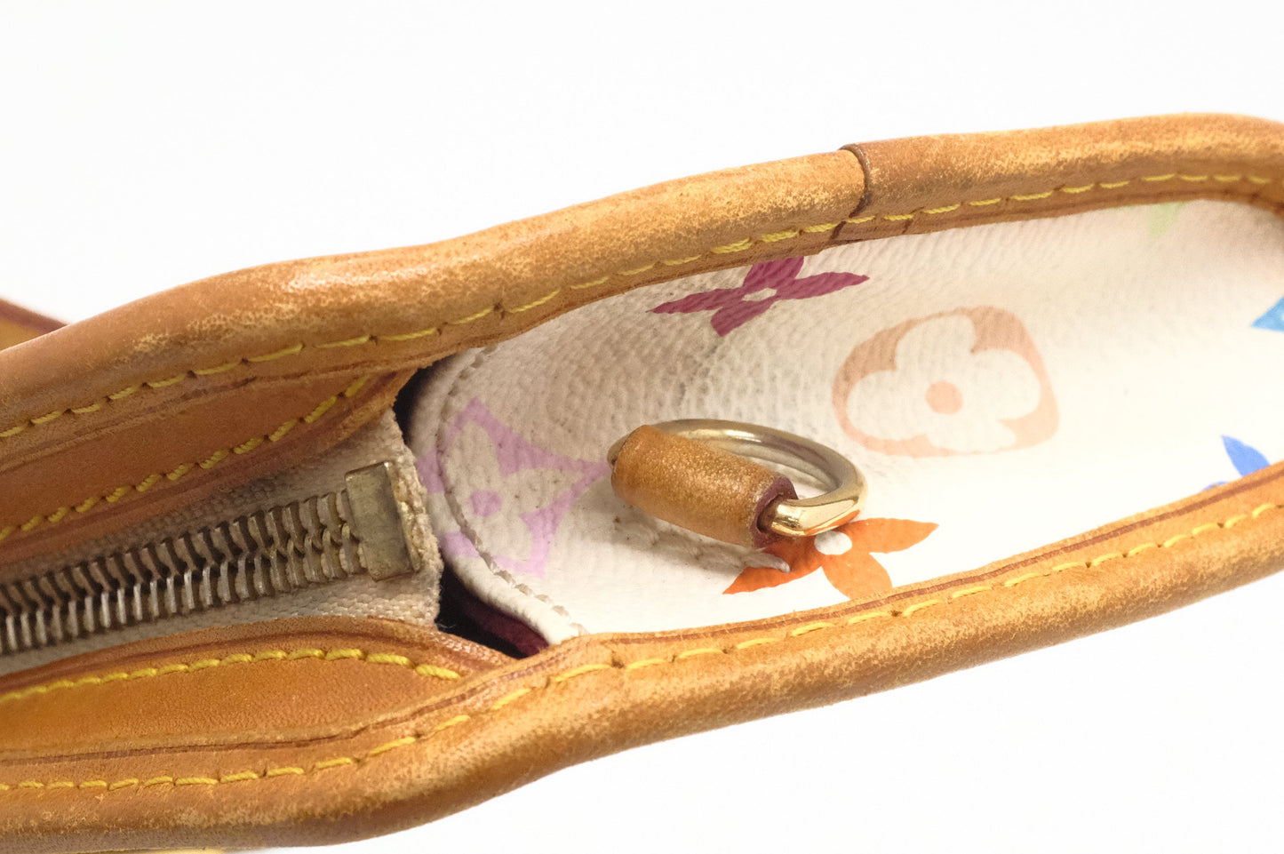 Louis Vuitton Shirley in White Multicolor Canvas