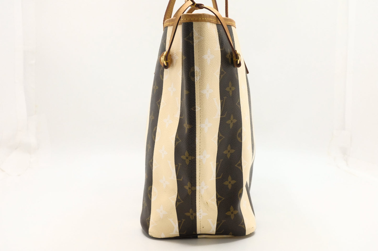 Louis Vuitton Neverfull MM in Rayures Monogram Canvas
