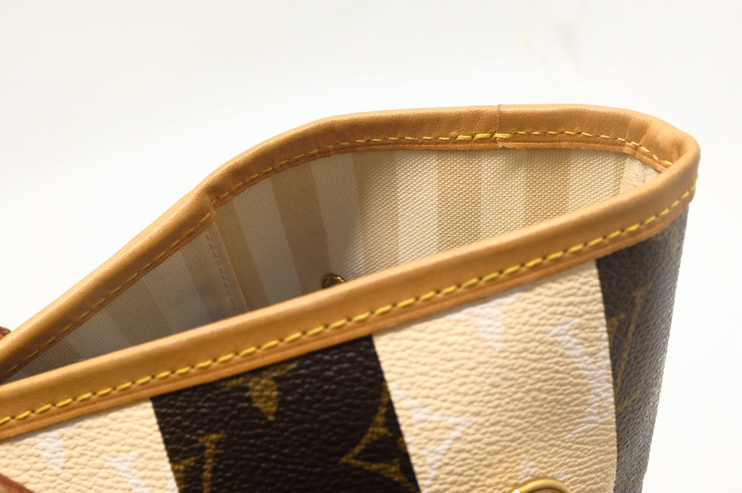 Louis Vuitton Neverfull MM in Rayures Monogram Canvas