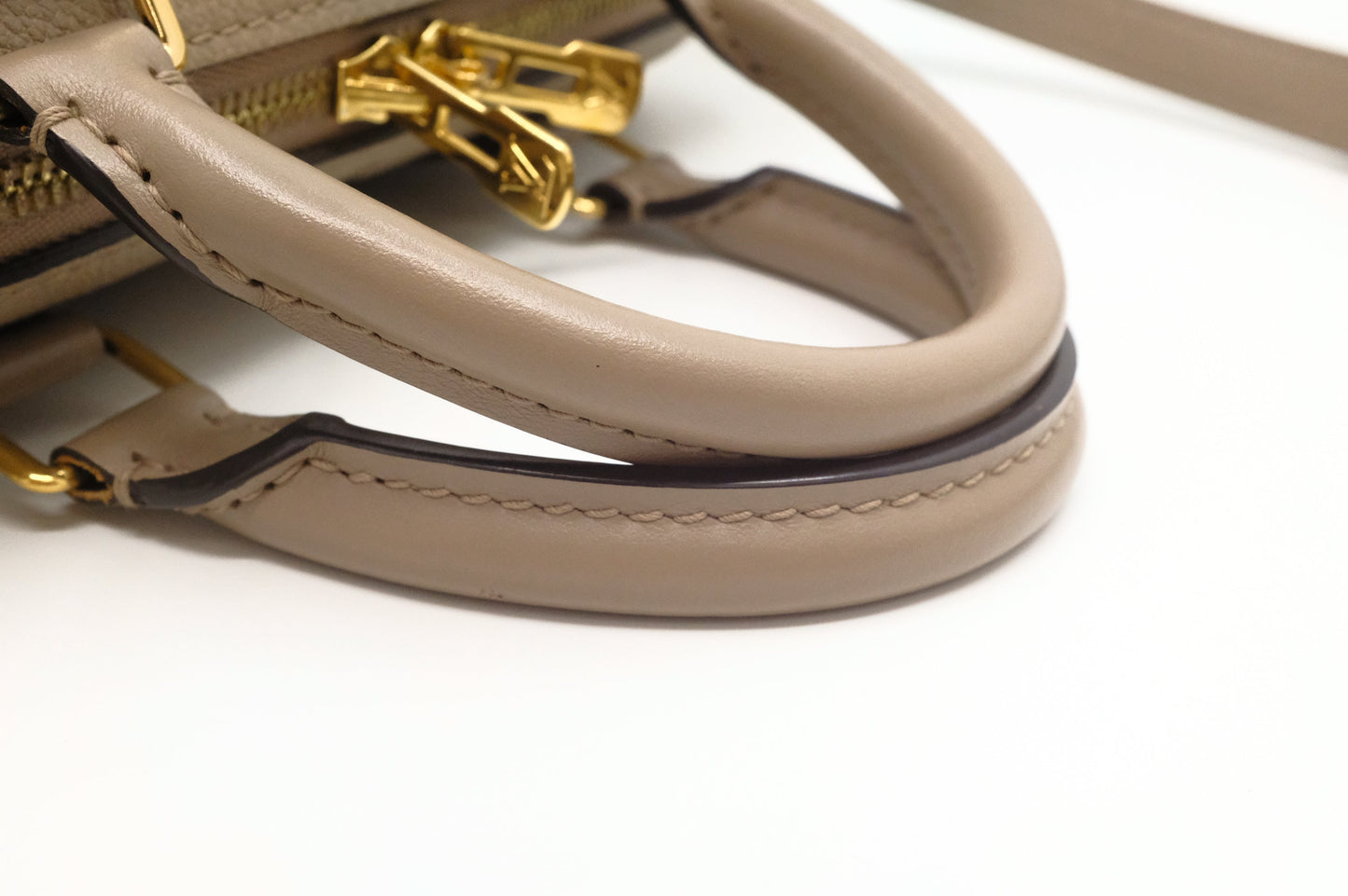 Louis Vuitton Speedy 25 Bandouliere in Turtledove Empreinte Leather