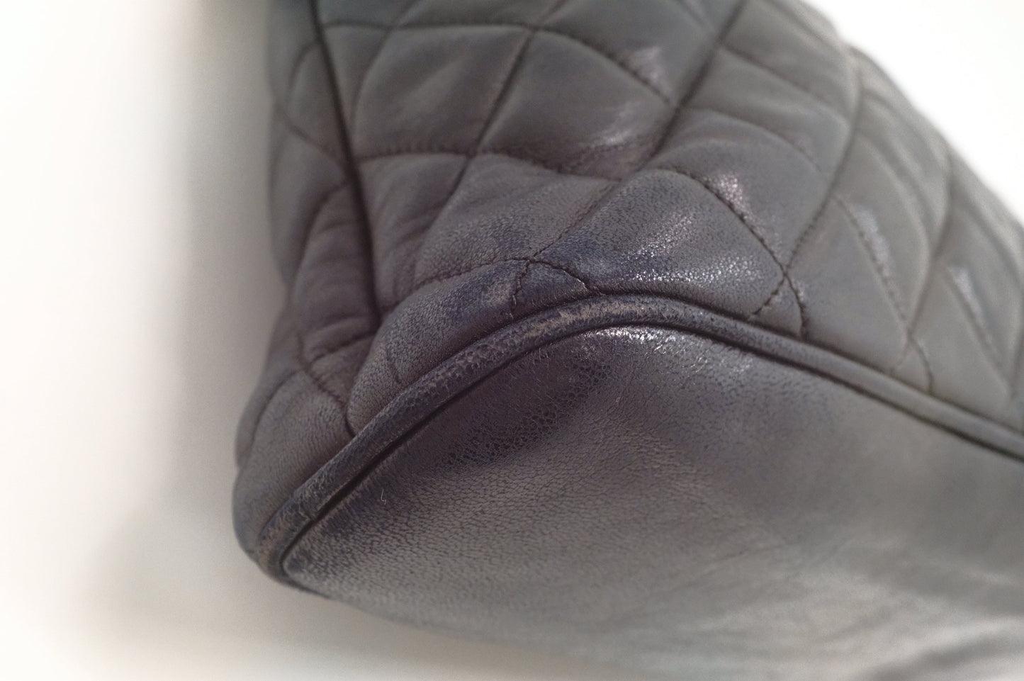 Chanel Shoulder Bag in Black Mattelassé Leather