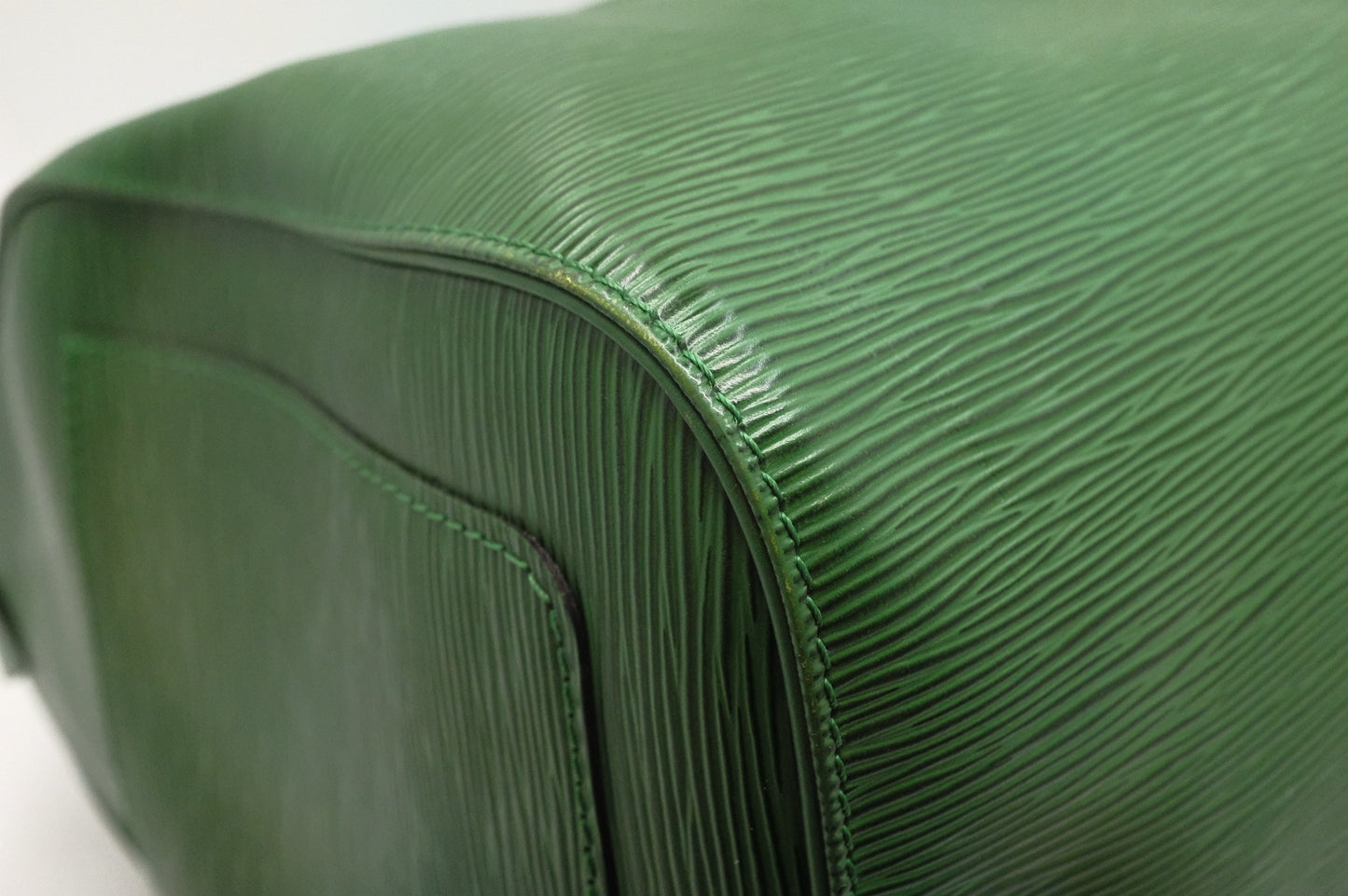 Louis Vuitton Keepall 55 in Green Epi Leather
