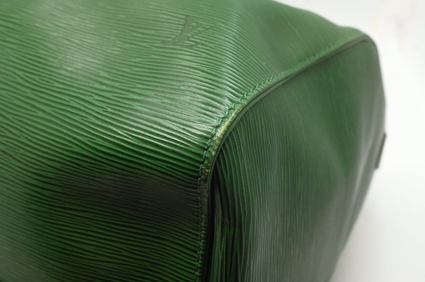 Louis Vuitton Keepall 55 in Green Epi Leather