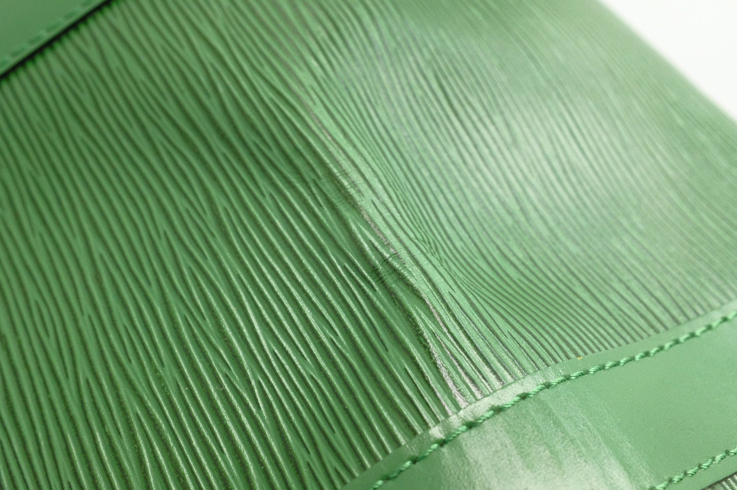 Louis Vuitton Keepall 55 in Green Epi Leather