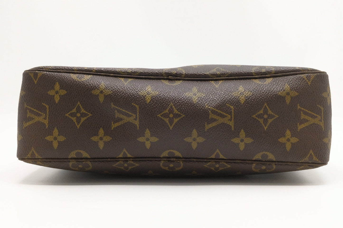 Louis Vuitton Trousse 28 in Monogram Canvas