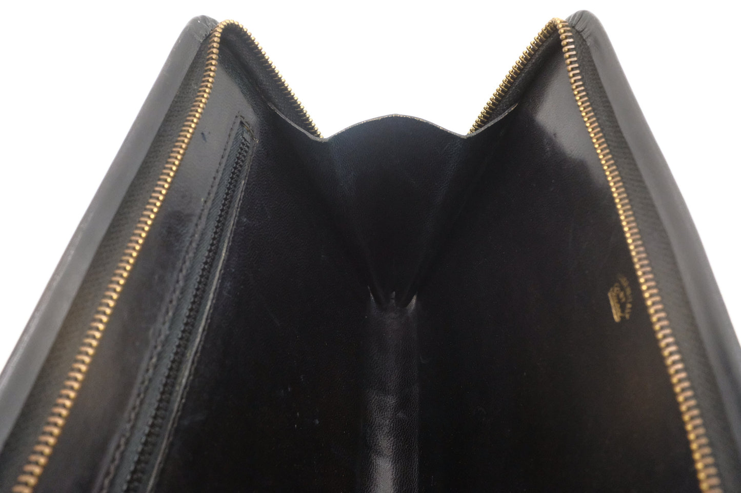 Gucci Zipped Clutch in Black Leather