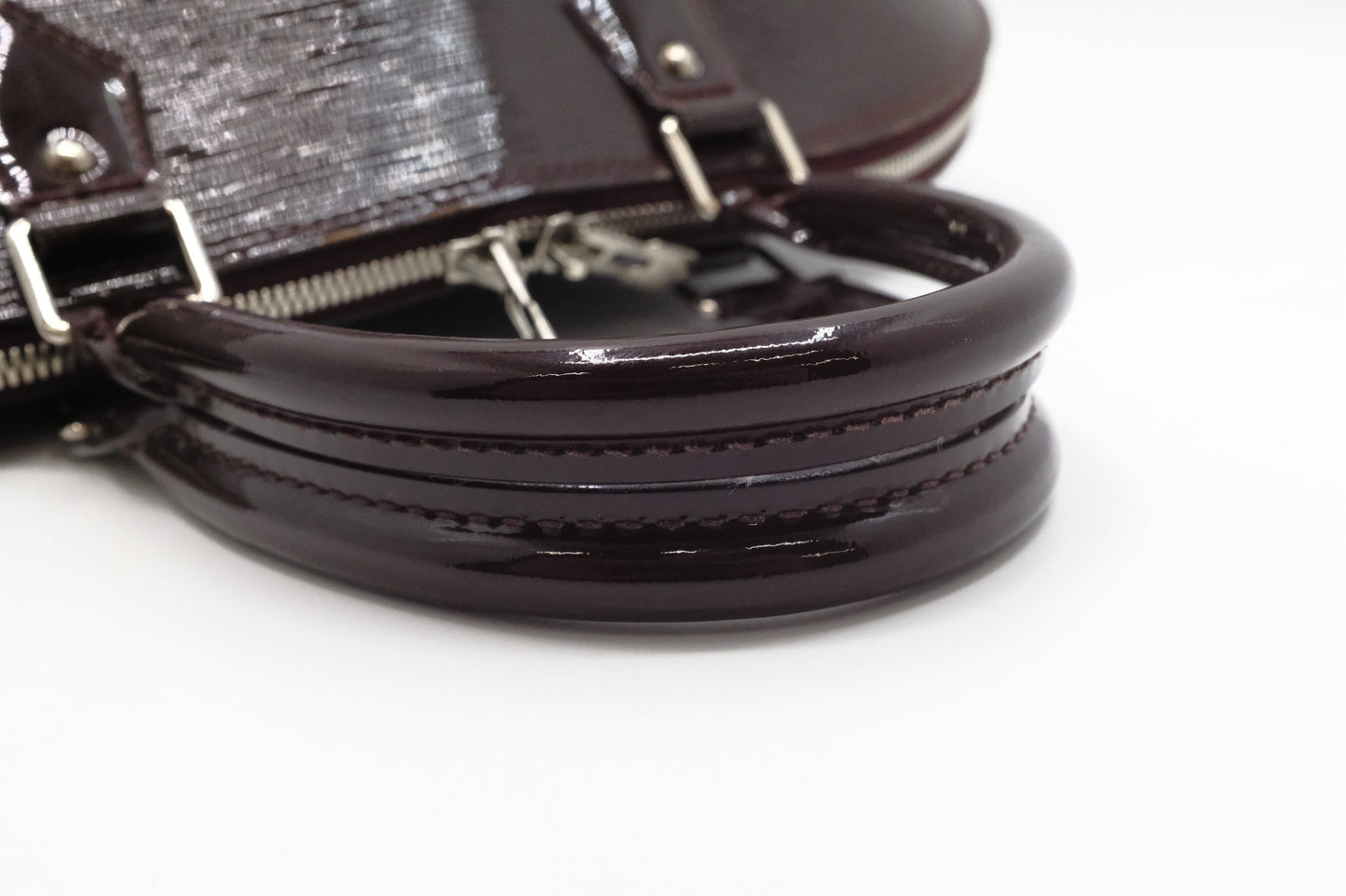 Louis Vuitton Alma GM in Burgundy Electric Epi Leather