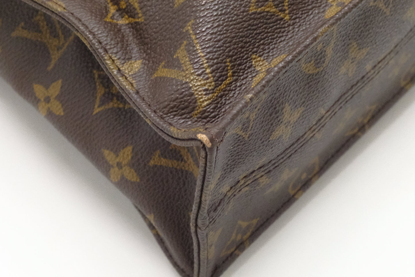 Louis Vuitton Sac Plat in Monogram Canvas